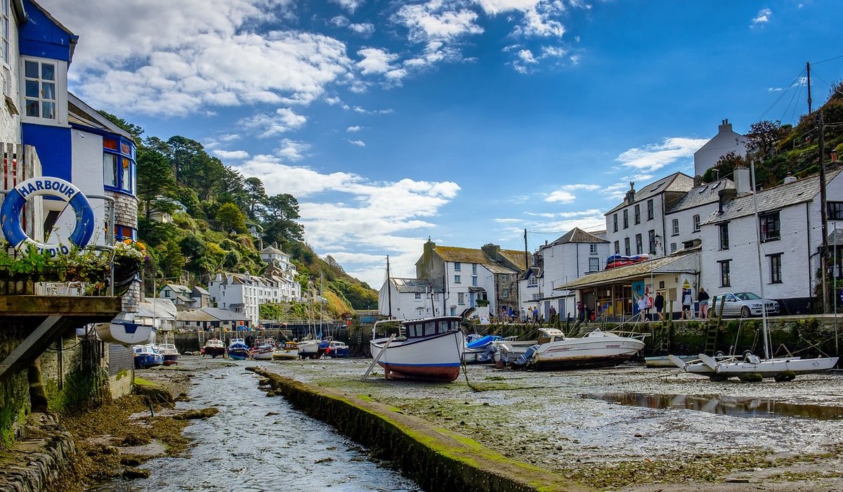 Family-Friendly Coastal Walks with Short Distances